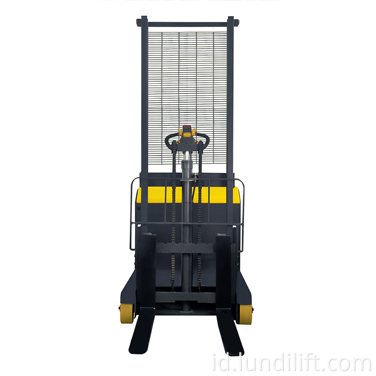 Powered Stacker Counterweight Stacker